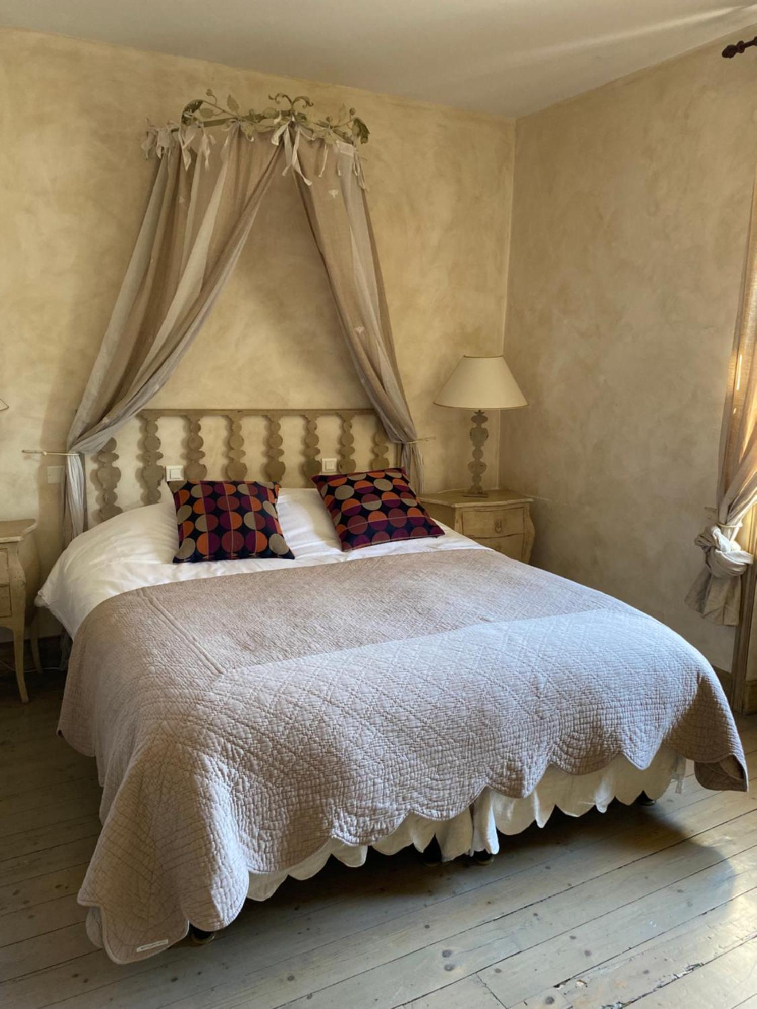 Les Jardins De La Tour Hotell Châtillon-sur-Chalaronne Eksteriør bilde