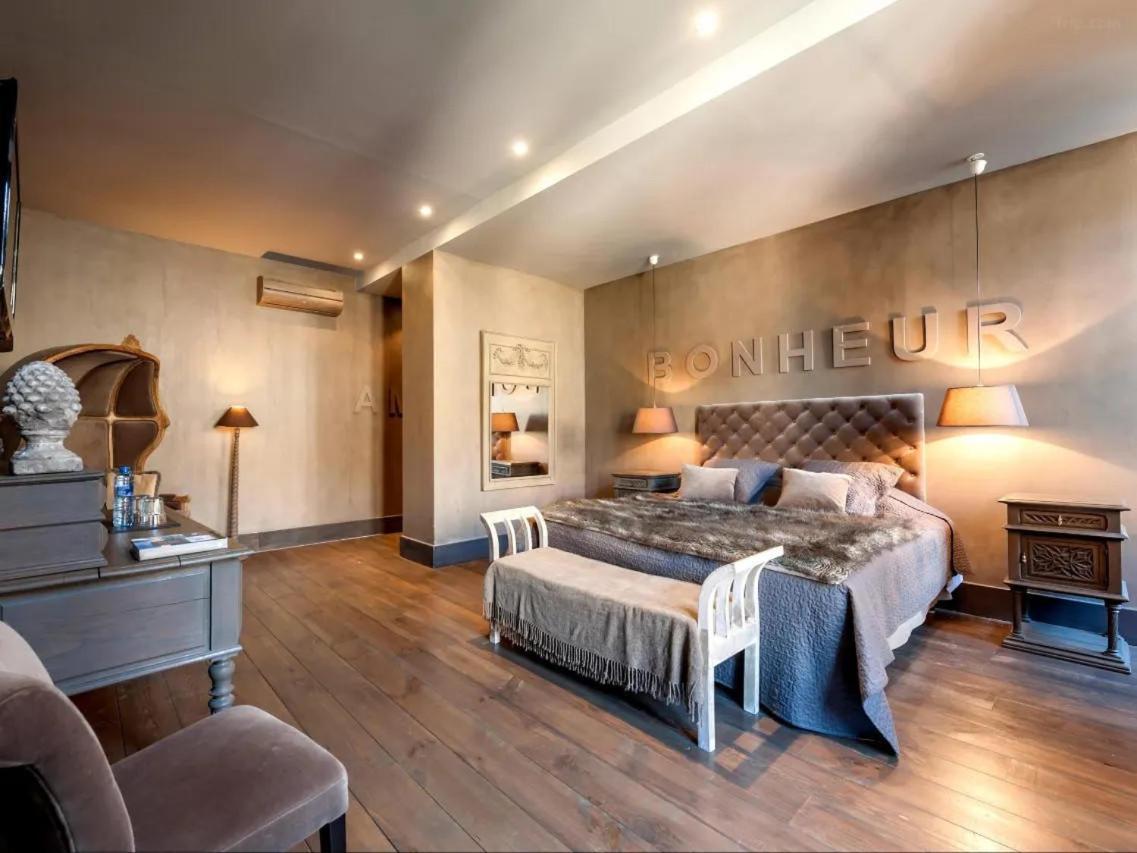 Les Jardins De La Tour Hotell Châtillon-sur-Chalaronne Eksteriør bilde